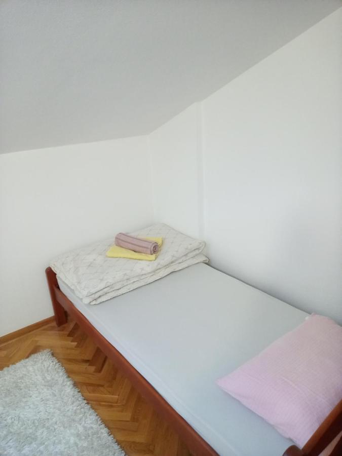 Apartment Faraon Free Private Parking Μόσταρ Εξωτερικό φωτογραφία